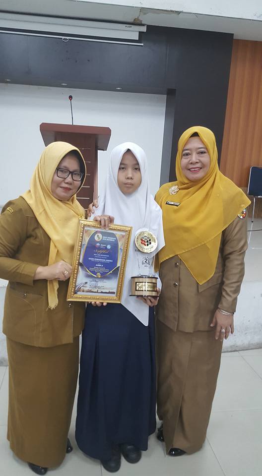 Juara II dalam Olimpiade IPS se-kota Pekanbaru